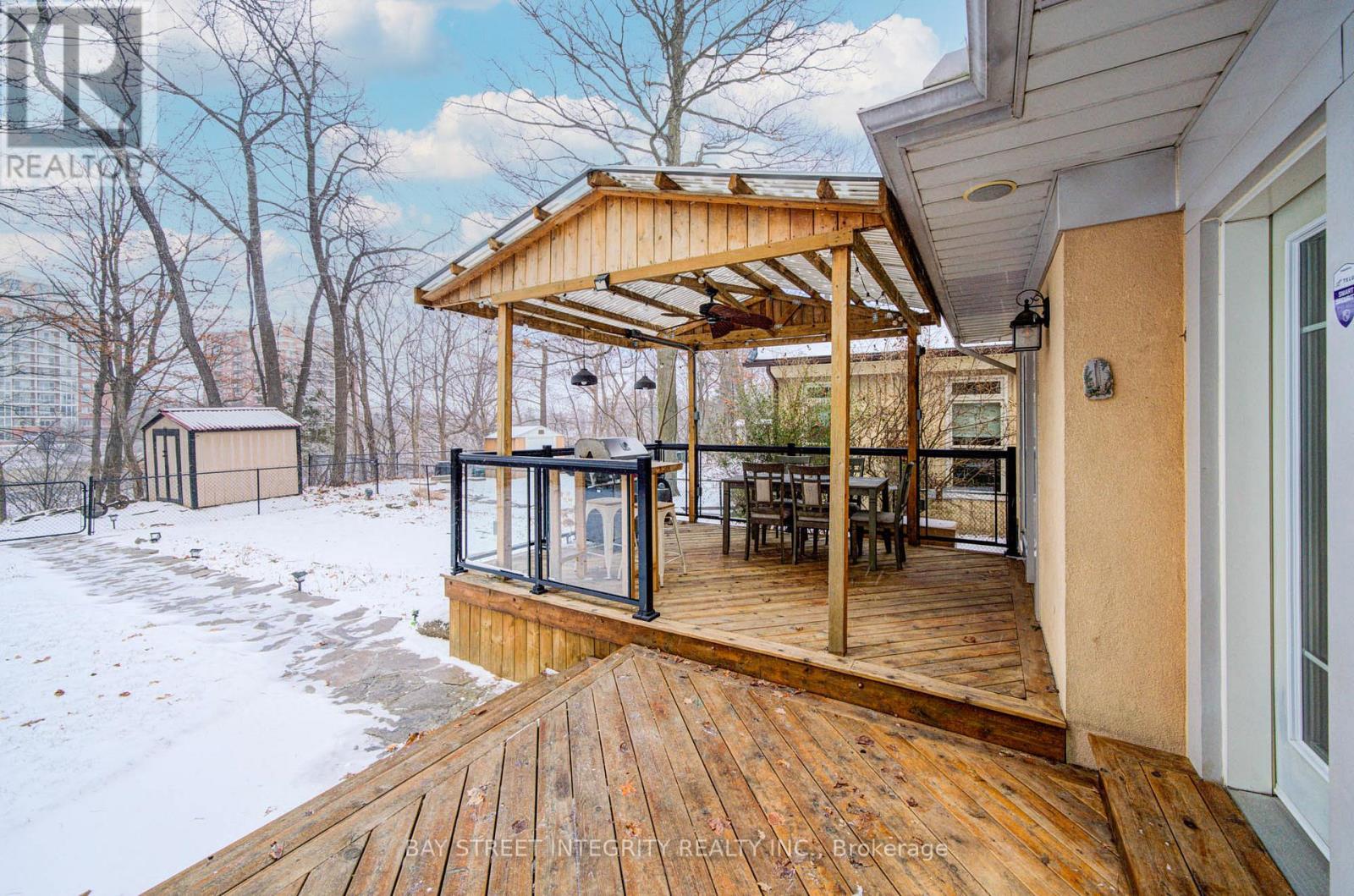 409 River Side Drive, Oakville, Ontario  L6K 3N6 - Photo 46 - W12674954