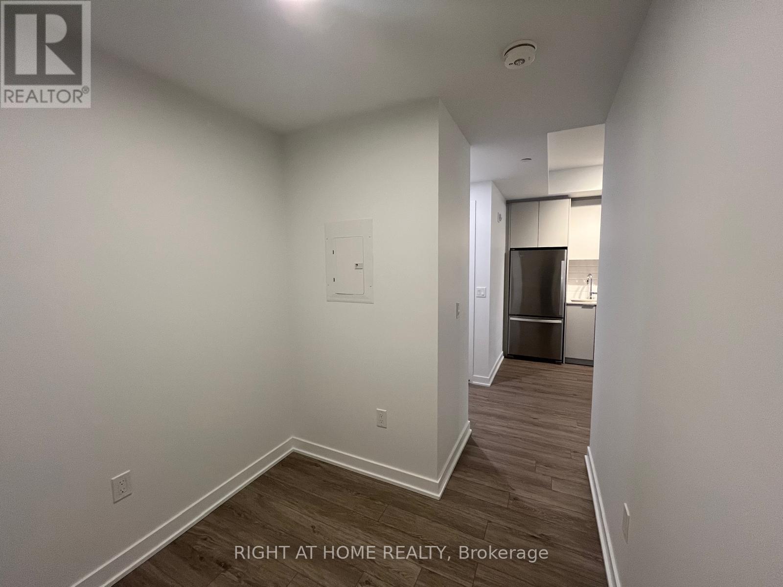 304 - 720 Whitlock Avenue, Milton, Ontario  L9E 2B5 - Photo 12 - W12674958