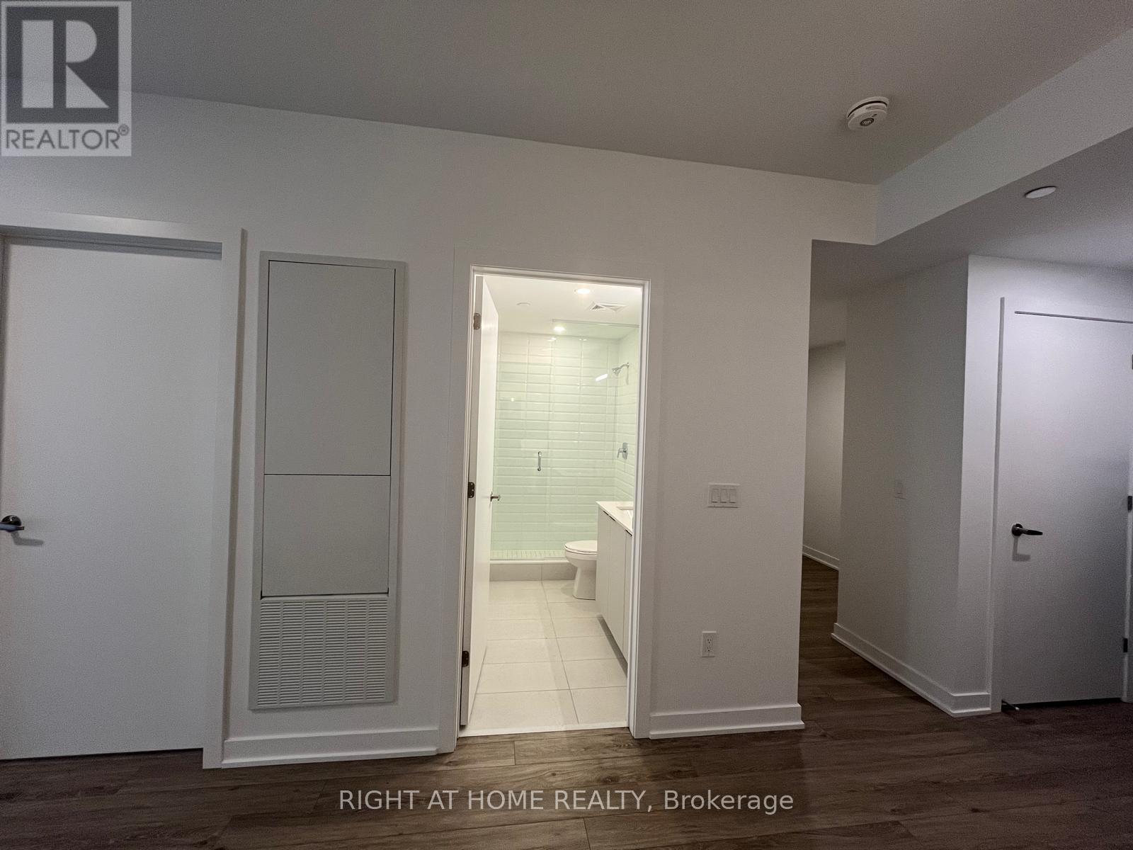 304 - 720 Whitlock Avenue, Milton, Ontario  L9E 2B5 - Photo 13 - W12674958