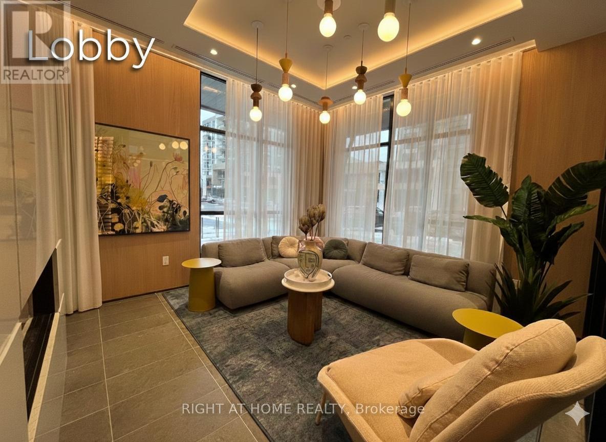 304 - 720 Whitlock Avenue, Milton, Ontario  L9E 2B5 - Photo 2 - W12674958