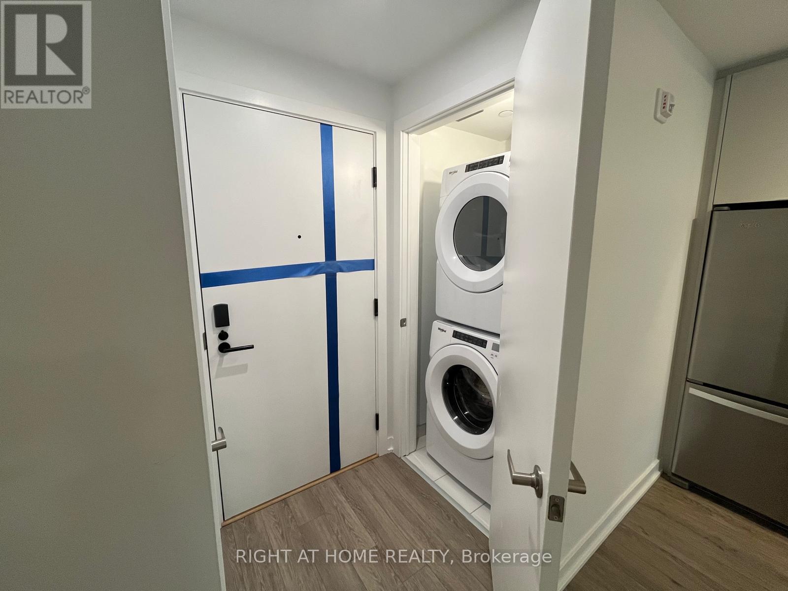 304 - 720 Whitlock Avenue, Milton, Ontario  L9E 2B5 - Photo 7 - W12674958