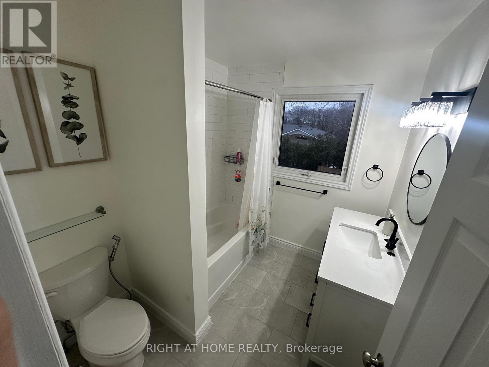 82 Queen Mary Road, Kingston, Ontario  K7M 2A5 - Photo 15 - X12674968