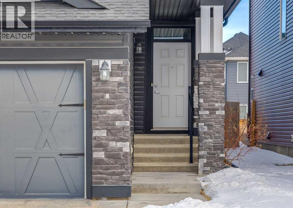 100 Cougar Ridge Close Sw, Calgary, Alberta  T3H 0V4 - Photo 2 - A2275670