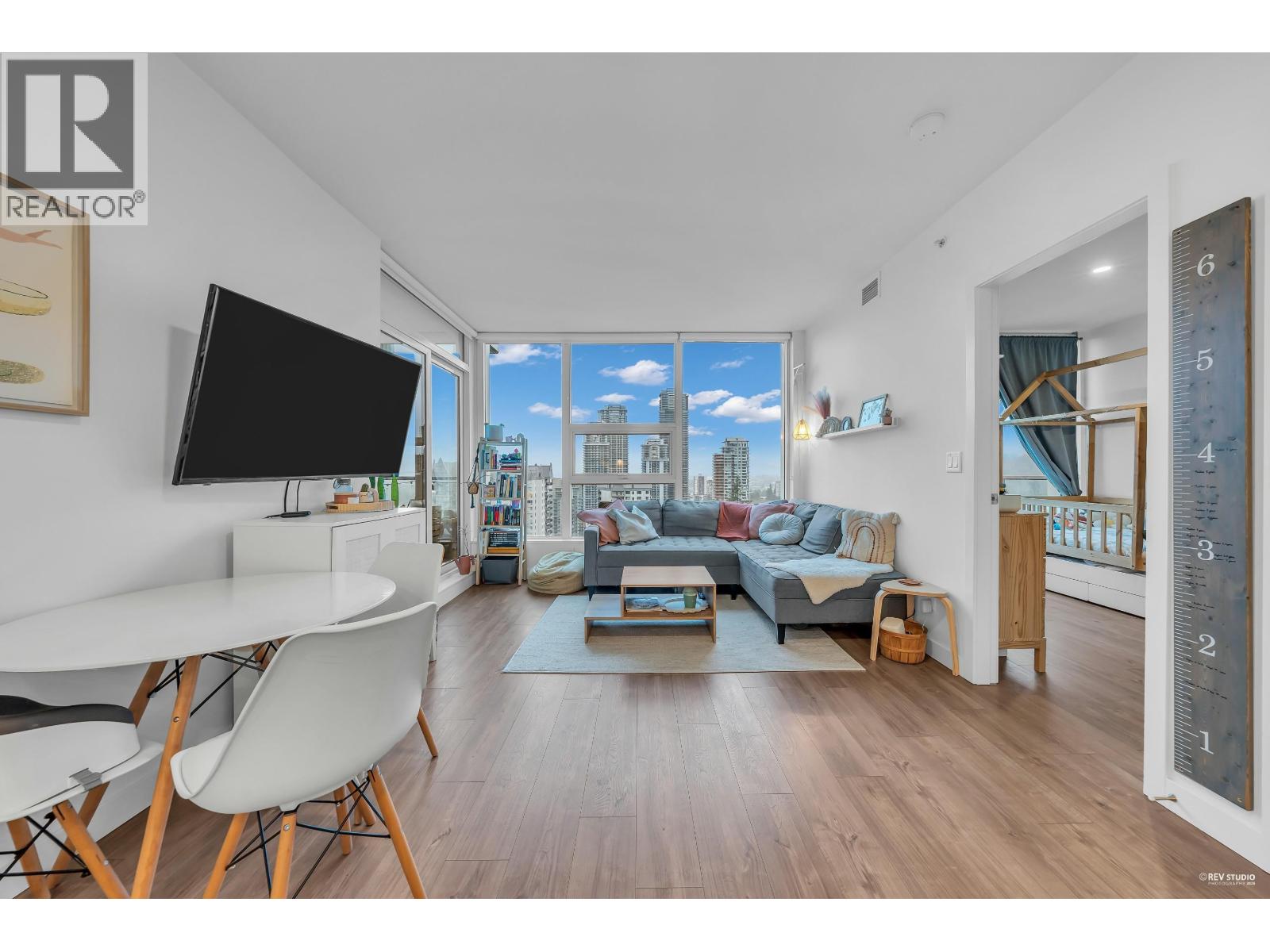 1706 595 Austin Avenue, Coquitlam, British Columbia  V3K 0G7 - Photo 3 - R3077274