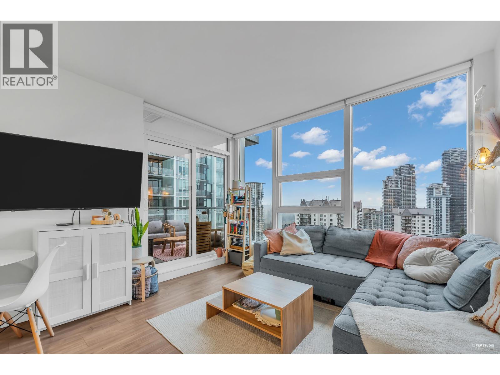 1706 595 Austin Avenue, Coquitlam, British Columbia  V3K 0G7 - Photo 2 - R3077274