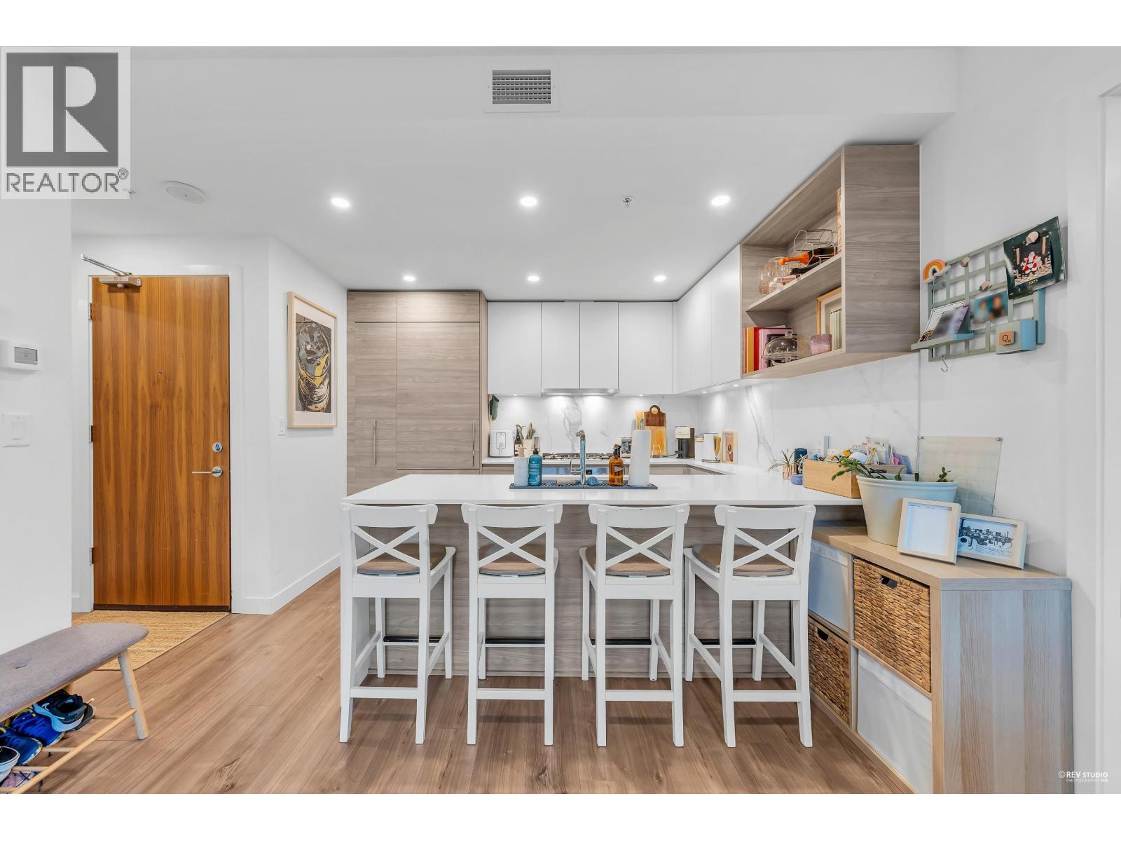 1706 595 Austin Avenue, Coquitlam, British Columbia  V3K 0G7 - Photo 4 - R3077274