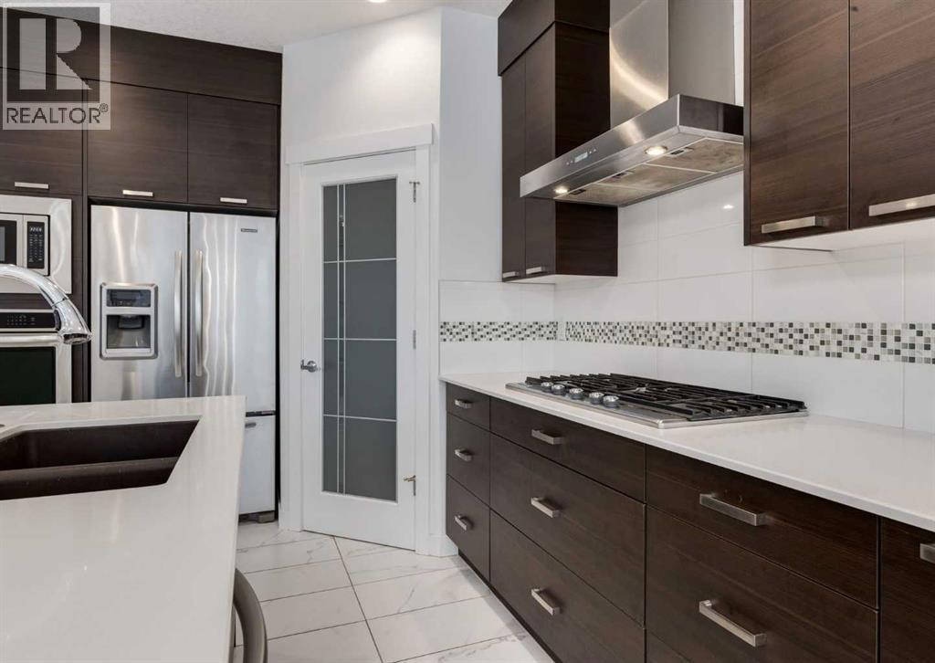 100 Cougar Ridge Close Sw, Calgary, Alberta  T3H 0V4 - Photo 13 - A2275670