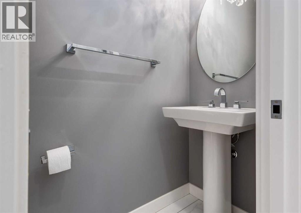 100 Cougar Ridge Close Sw, Calgary, Alberta  T3H 0V4 - Photo 20 - A2275670