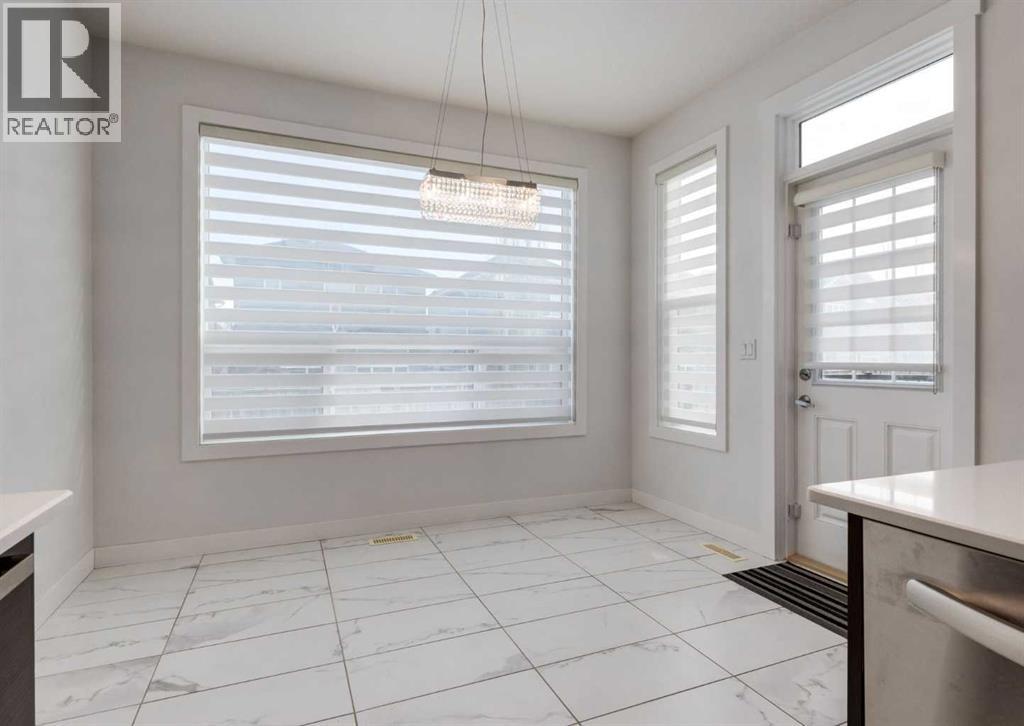 100 Cougar Ridge Close Sw, Calgary, Alberta  T3H 0V4 - Photo 16 - A2275670