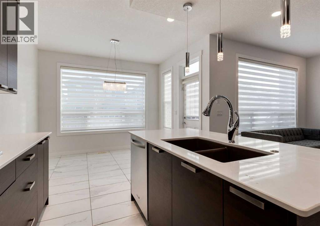 100 Cougar Ridge Close Sw, Calgary, Alberta  T3H 0V4 - Photo 14 - A2275670