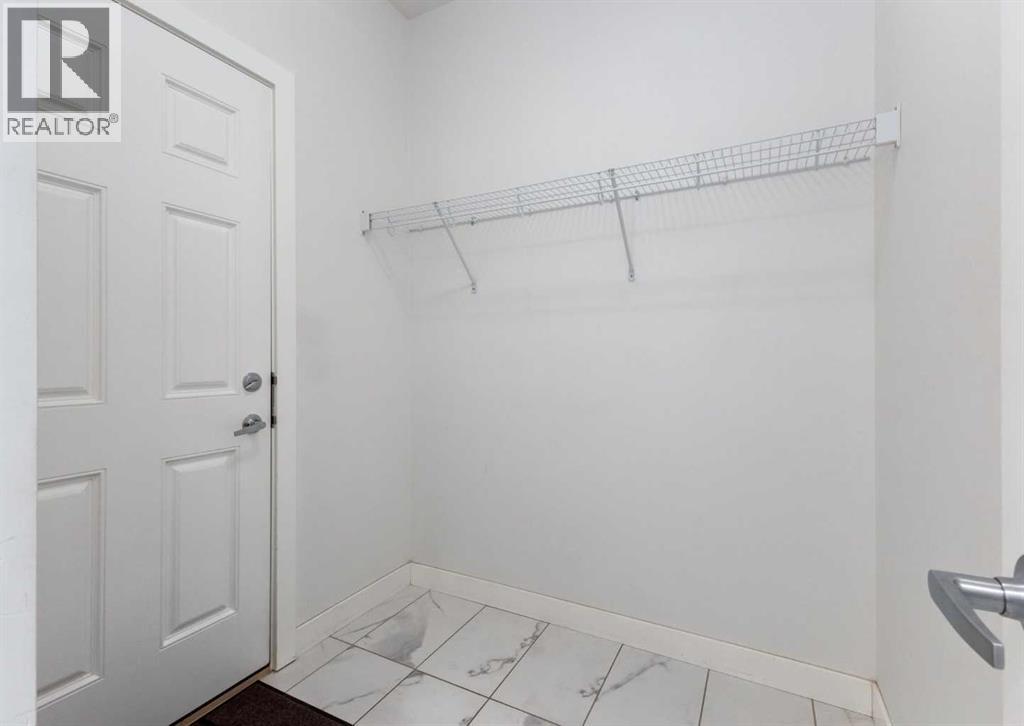100 Cougar Ridge Close Sw, Calgary, Alberta  T3H 0V4 - Photo 21 - A2275670