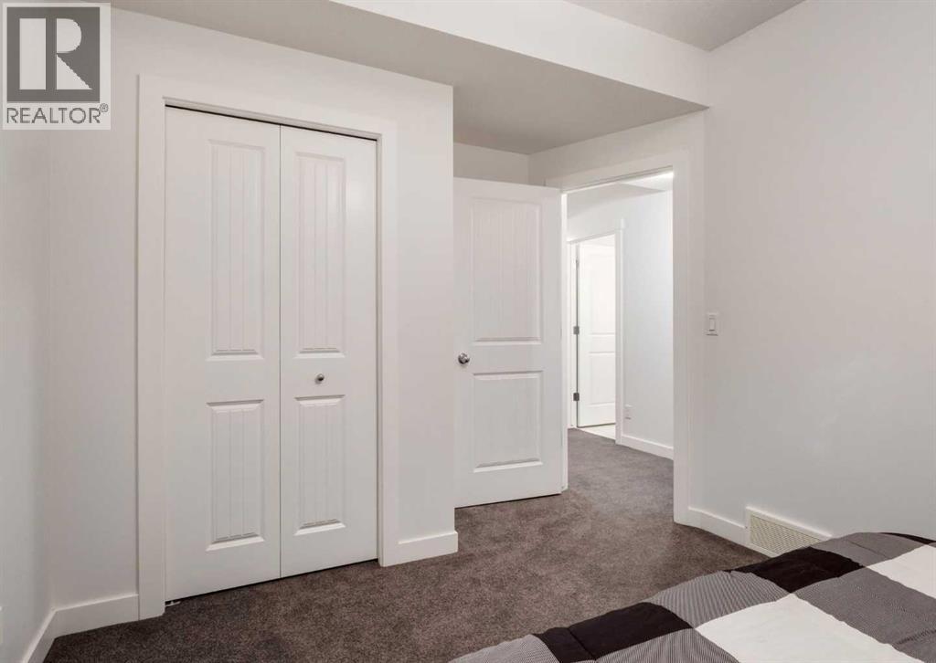100 Cougar Ridge Close Sw, Calgary, Alberta  T3H 0V4 - Photo 43 - A2275670