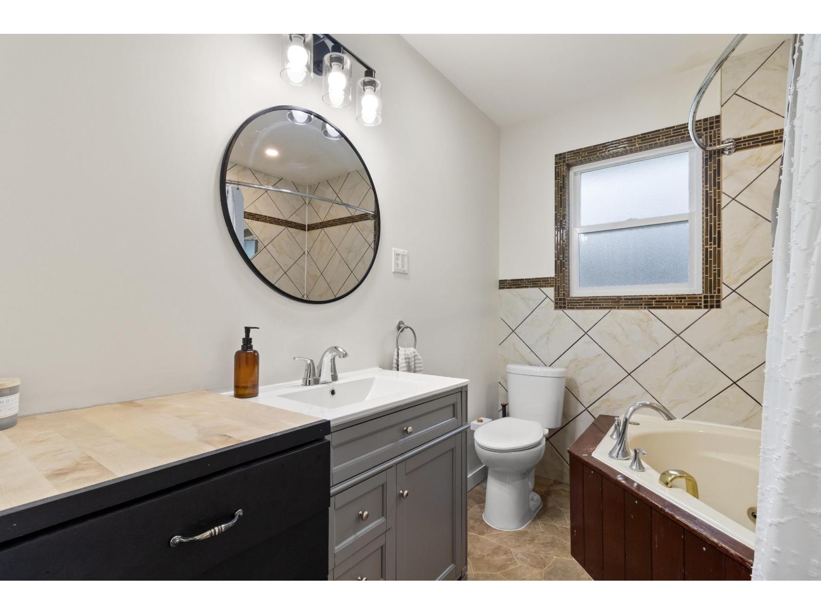 354 3rd Avenue, Hope, Hope, British Columbia  V0X 1L0 - Photo 22 - R3077271