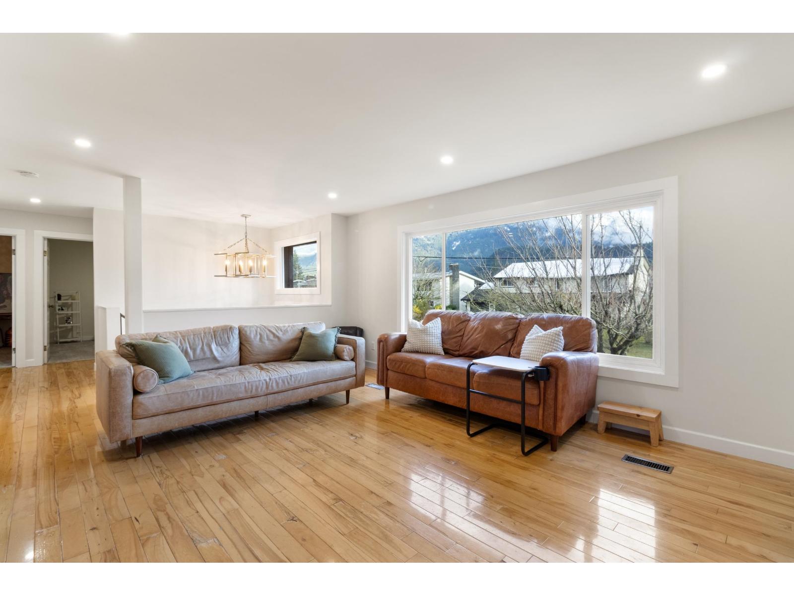 354 3rd Avenue, Hope, Hope, British Columbia  V0X 1L0 - Photo 16 - R3077271