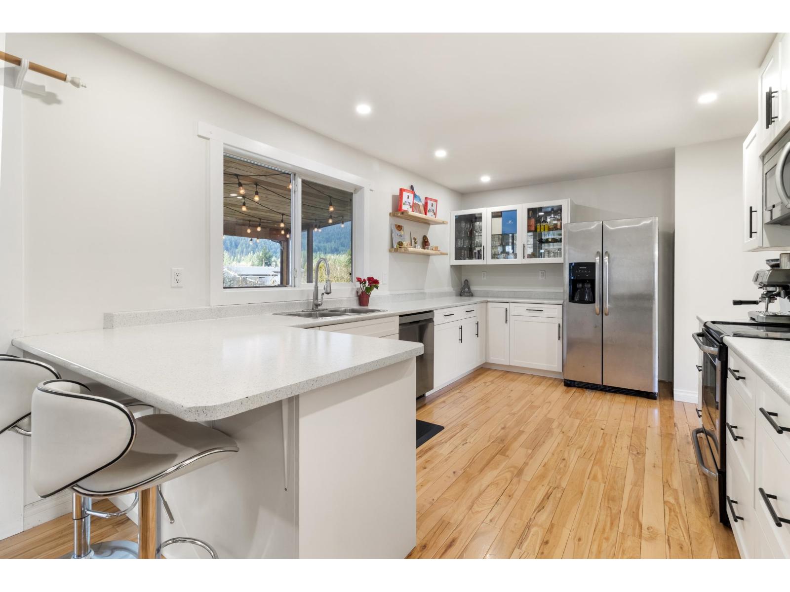 354 3rd Avenue, Hope, Hope, British Columbia  V0X 1L0 - Photo 14 - R3077271