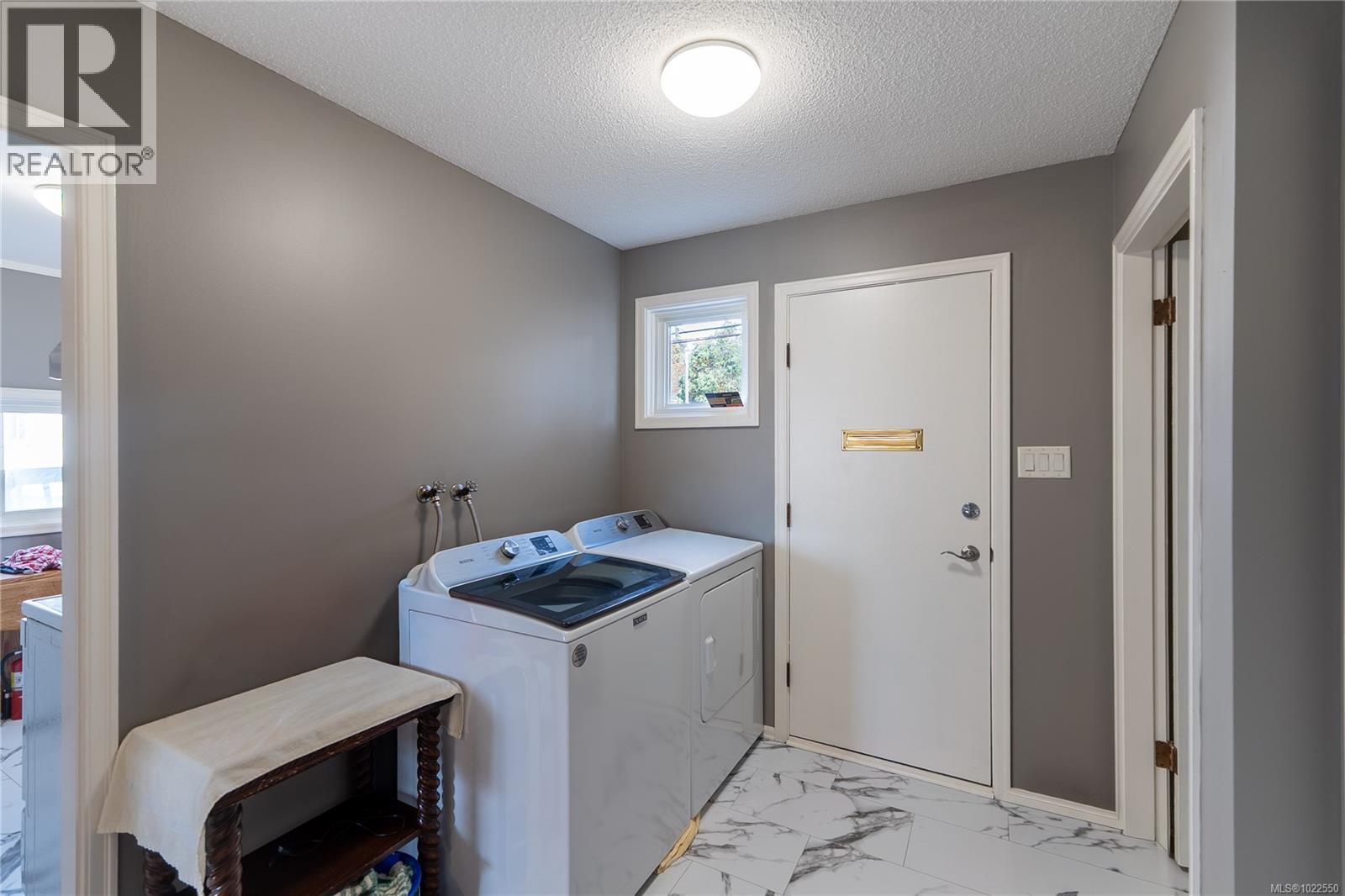 847 Admirals Rd, Esquimalt, British Columbia  V9A 2P1 - Photo 22 - 1022550