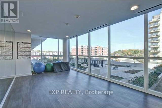 422 - 1940 Ironstone Drive, Burlington, Ontario  L7L 0E4 - Photo 12 - W12675032