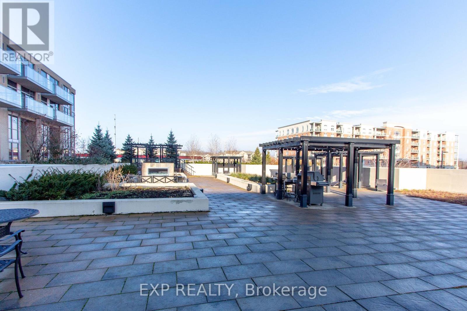 422 - 1940 Ironstone Drive, Burlington, Ontario  L7L 0E4 - Photo 19 - W12675032