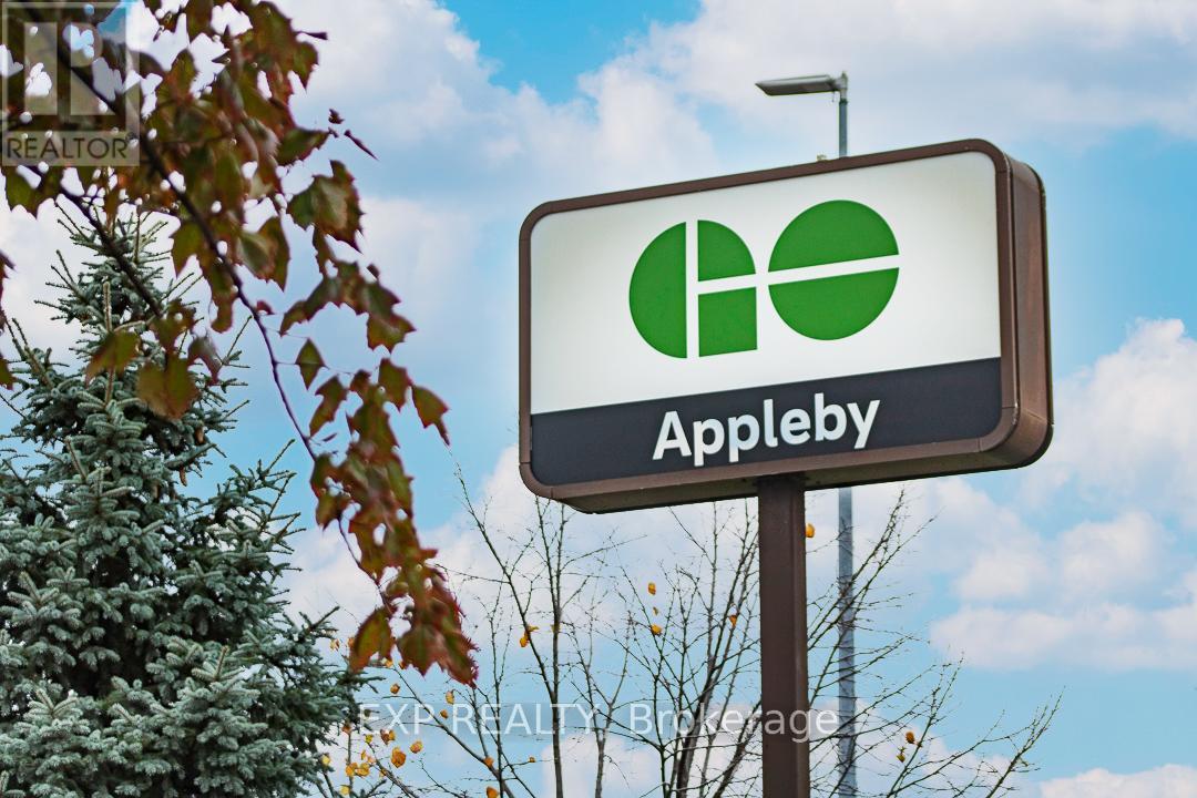 422 - 1940 Ironstone Drive, Burlington, Ontario  L7L 0E4 - Photo 21 - W12675032