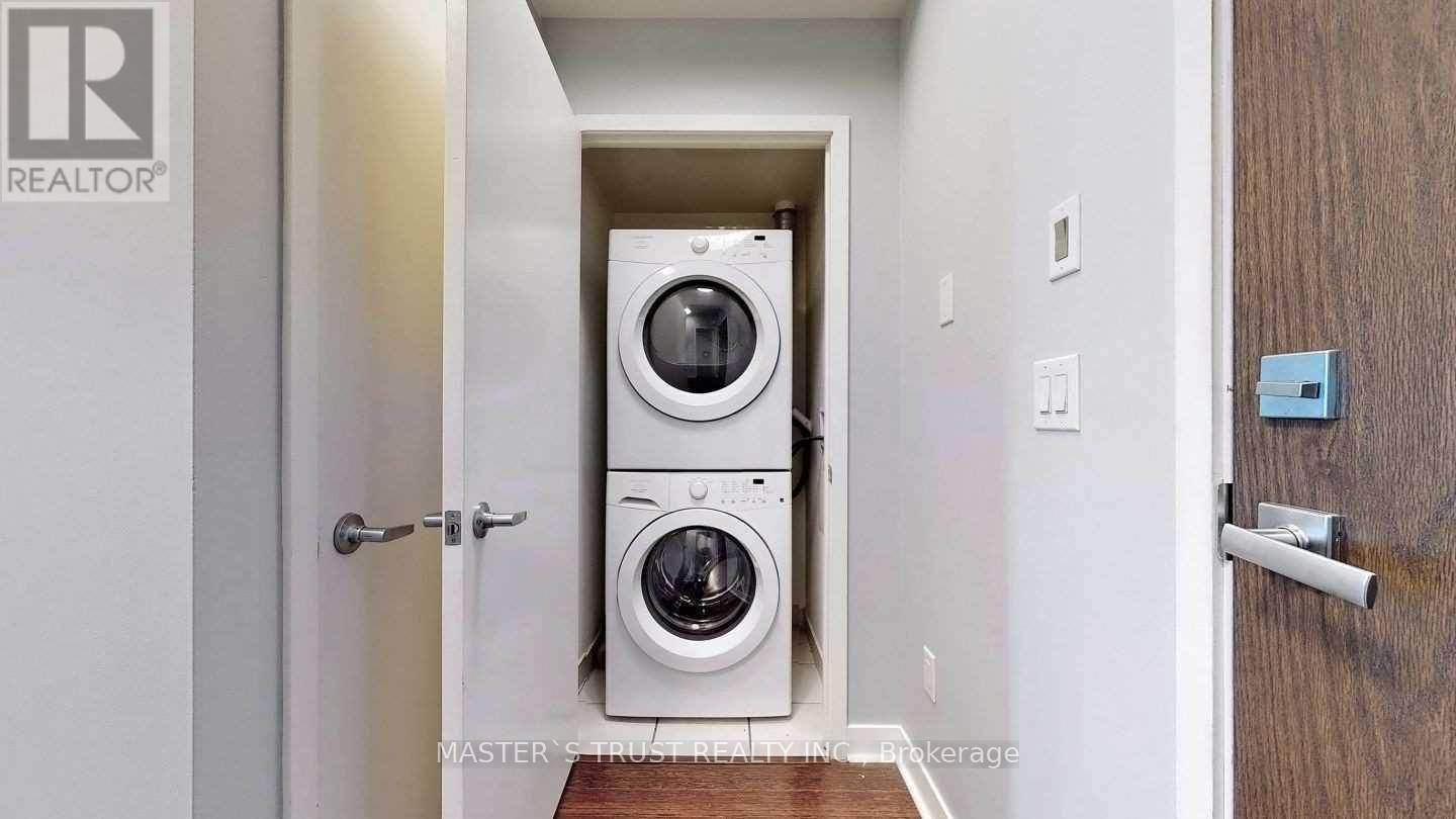 1009 - 365 Prince Of Wales Drive, Mississauga, Ontario  L5B 0G6 - Photo 14 - W12615454