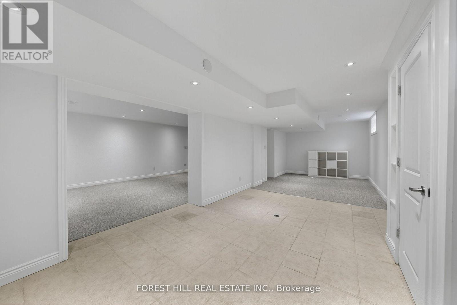 37 Cherry Post Crescent, Toronto, Ontario  M9C 2J9 - Photo 34 - W12490180