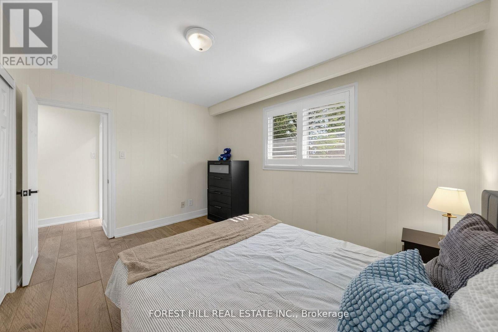 37 Cherry Post Crescent, Toronto, Ontario  M9C 2J9 - Photo 28 - W12490180