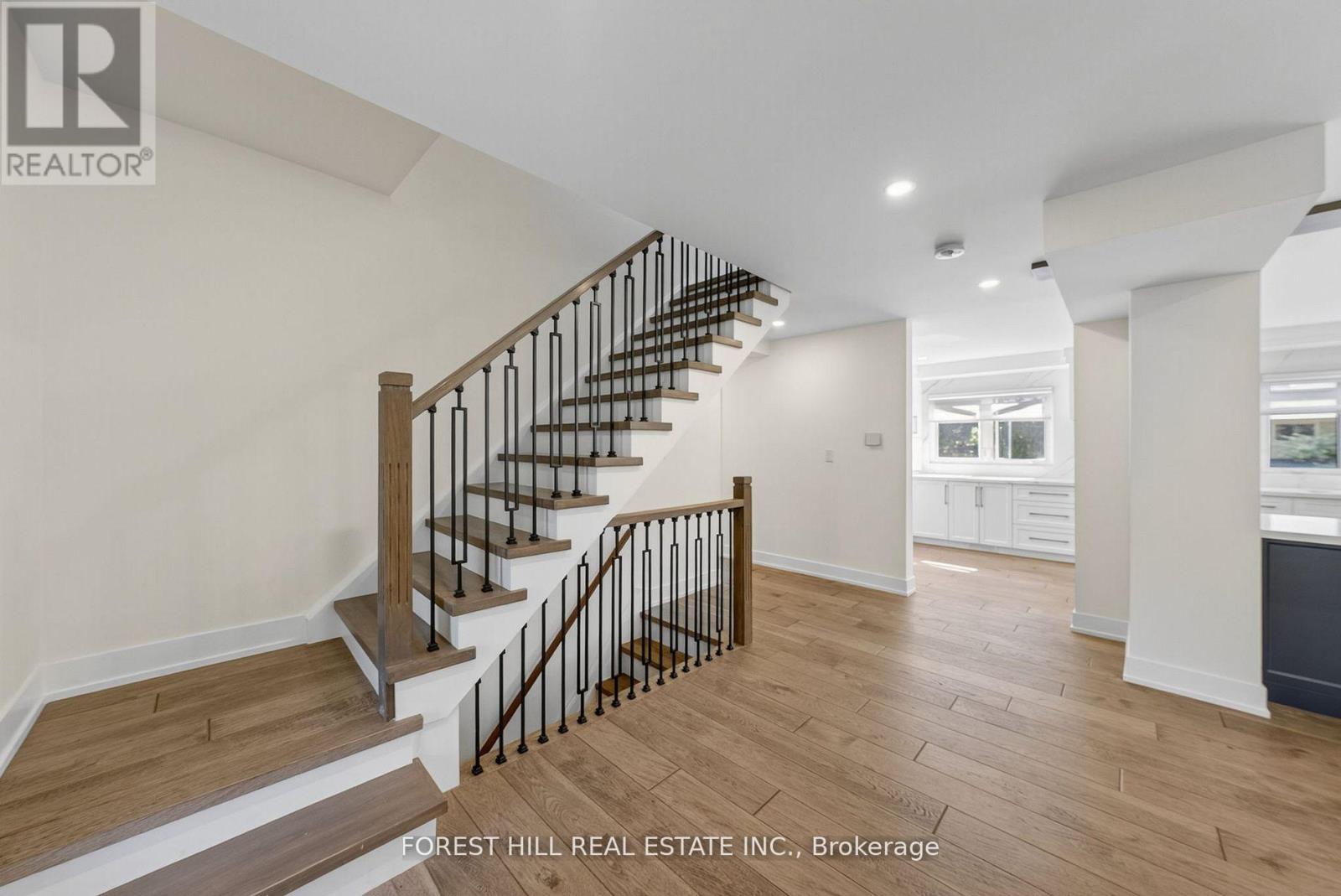 37 Cherry Post Crescent, Toronto, Ontario  M9C 2J9 - Photo 30 - W12490180