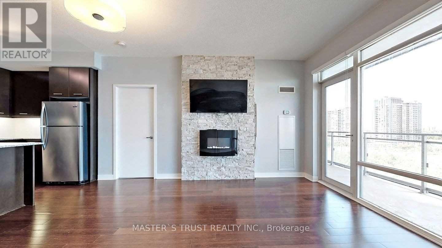 1009 - 365 Prince Of Wales Drive, Mississauga, Ontario  L5B 0G6 - Photo 8 - W12615454