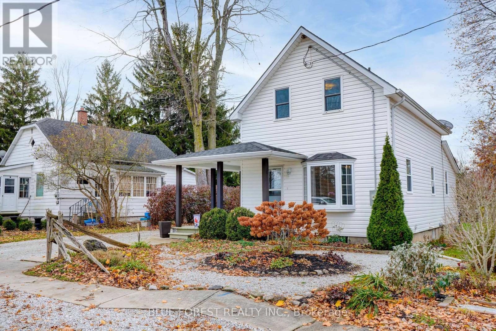 210 Jane Street, West Elgin, Ontario  N0L 2C0 - Photo 3 - X12675086