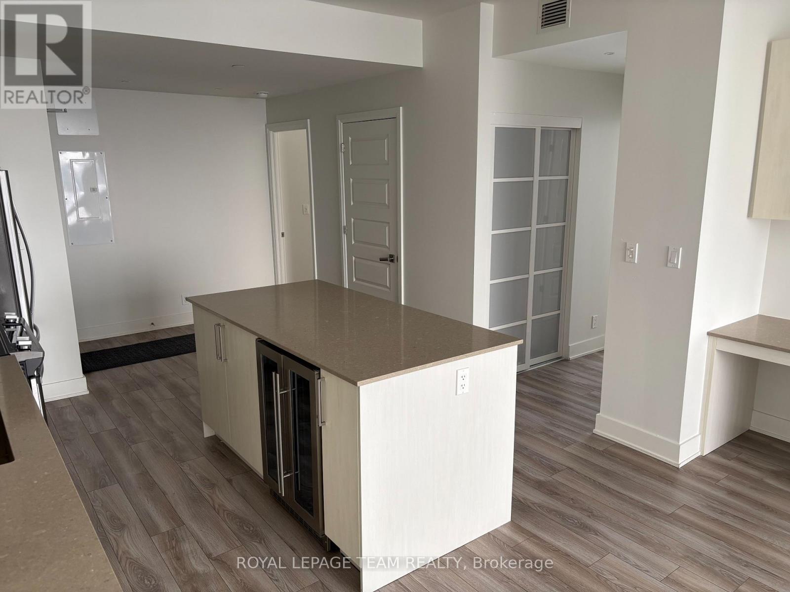 1407 - 1035 Bank Street, Ottawa, Ontario  K1S 5K3 - Photo 5 - X12675082