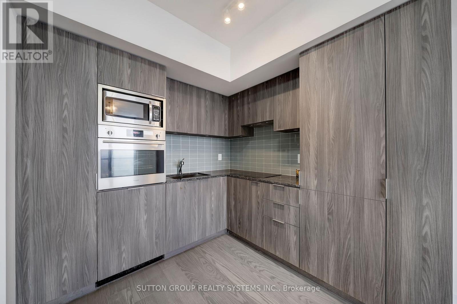 4707 - 11 Wellesley Street W, Toronto, Ontario M4Y 0G4 - Photo 7 - C12675050