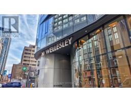 4707 - 11 WELLESLEY STREET W, Toronto, Ontario