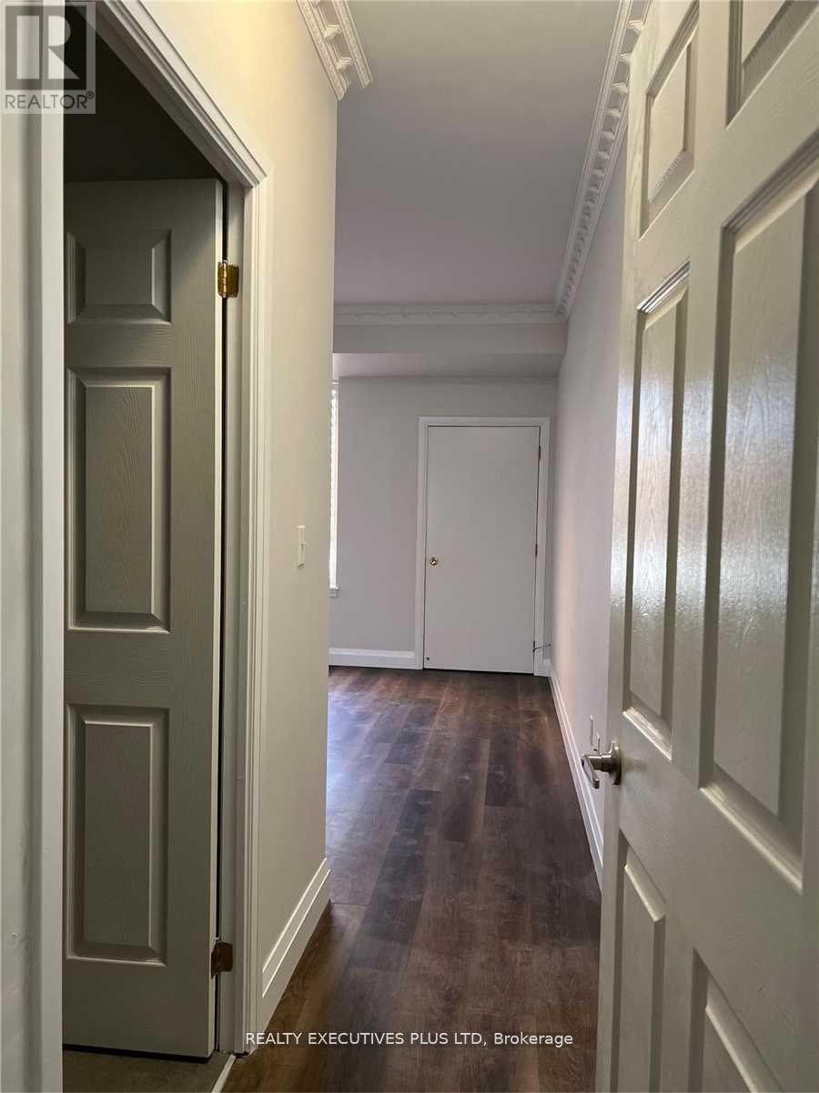 203 - 801 Lawrence Avenue E, Toronto, Ontario  M3C 3W2 - Photo 4 - C12675068