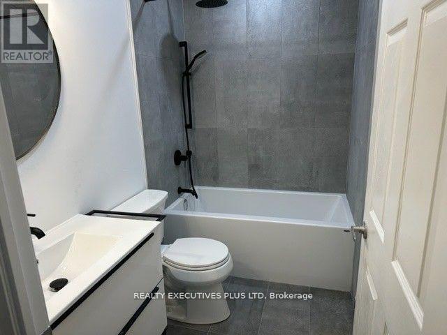 203 - 801 Lawrence Avenue E, Toronto, Ontario  M3C 3W2 - Photo 8 - C12675068