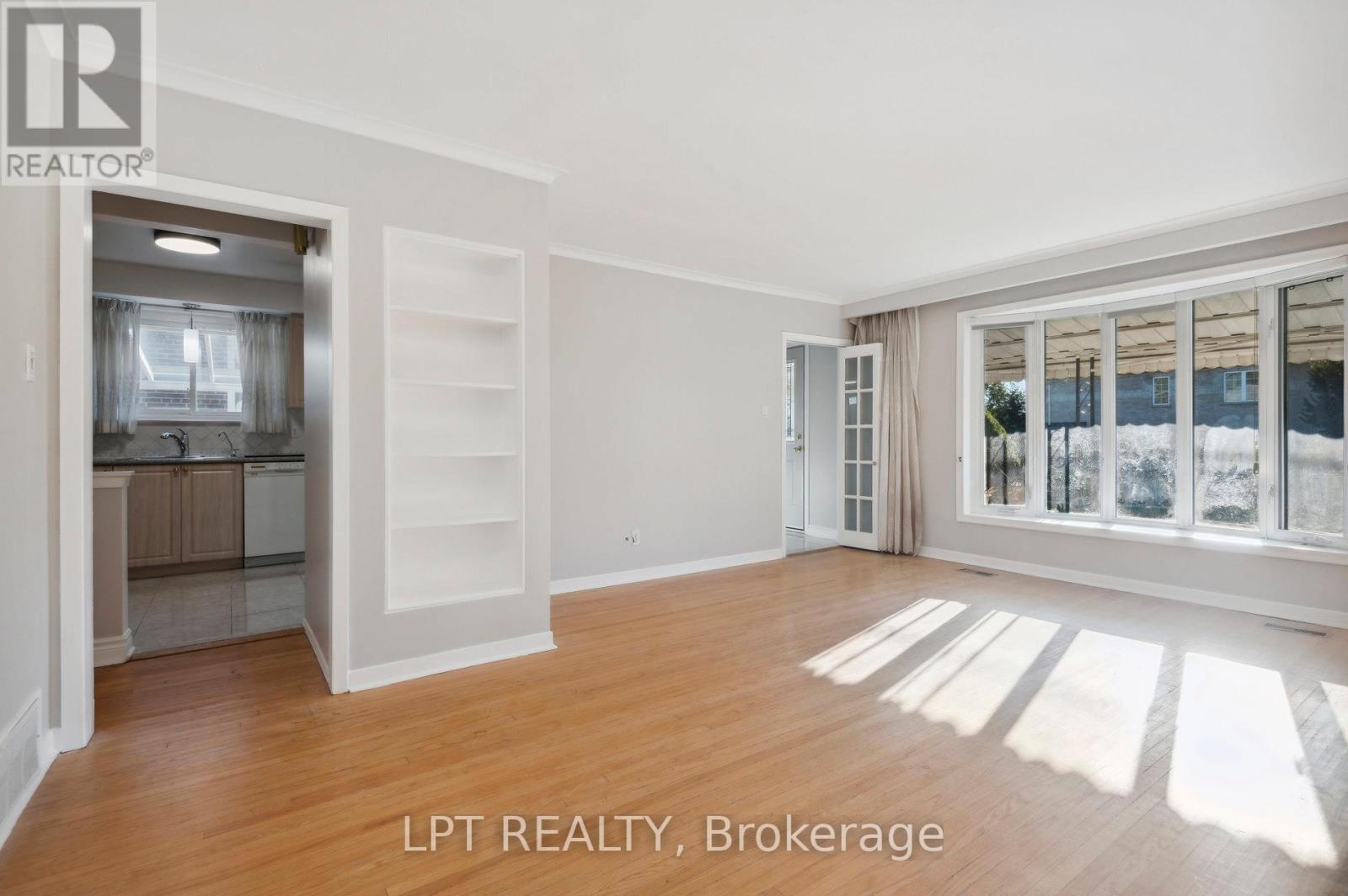 Main - 29 Jeanette Street, Toronto, Ontario  M1M 3G3 - Photo 3 - E12675024
