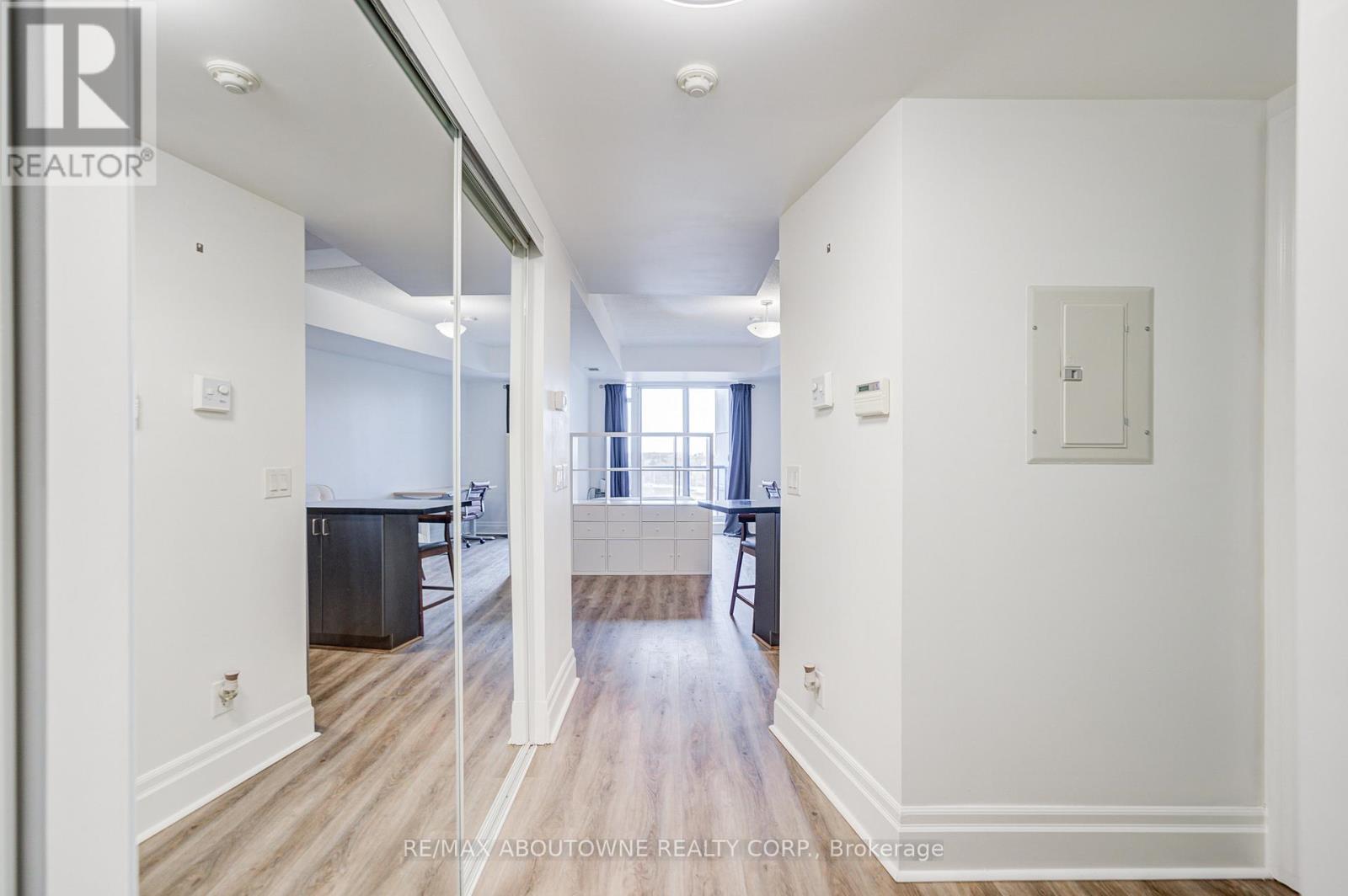 609 - 151 Upper Duke Crescent, Markham, Ontario  L6G 0C9 - Photo 12 - N12675000