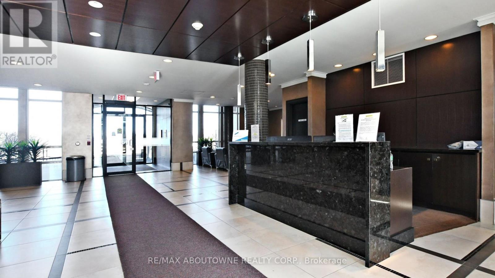 609 - 151 Upper Duke Crescent, Markham, Ontario  L6G 0C9 - Photo 7 - N12675000