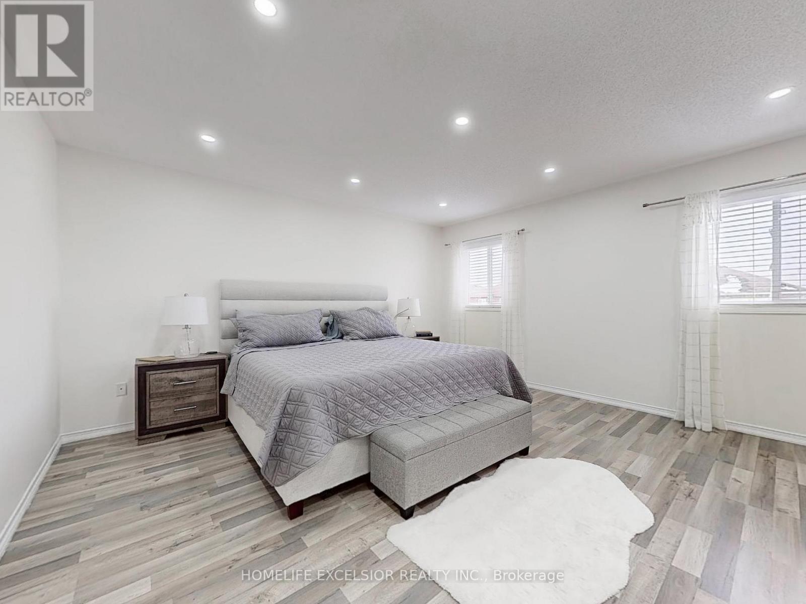 164 Webb Street, Bradford West Gwillimbury, Ontario  L3Z 0P8 - Photo 21 - N12675034