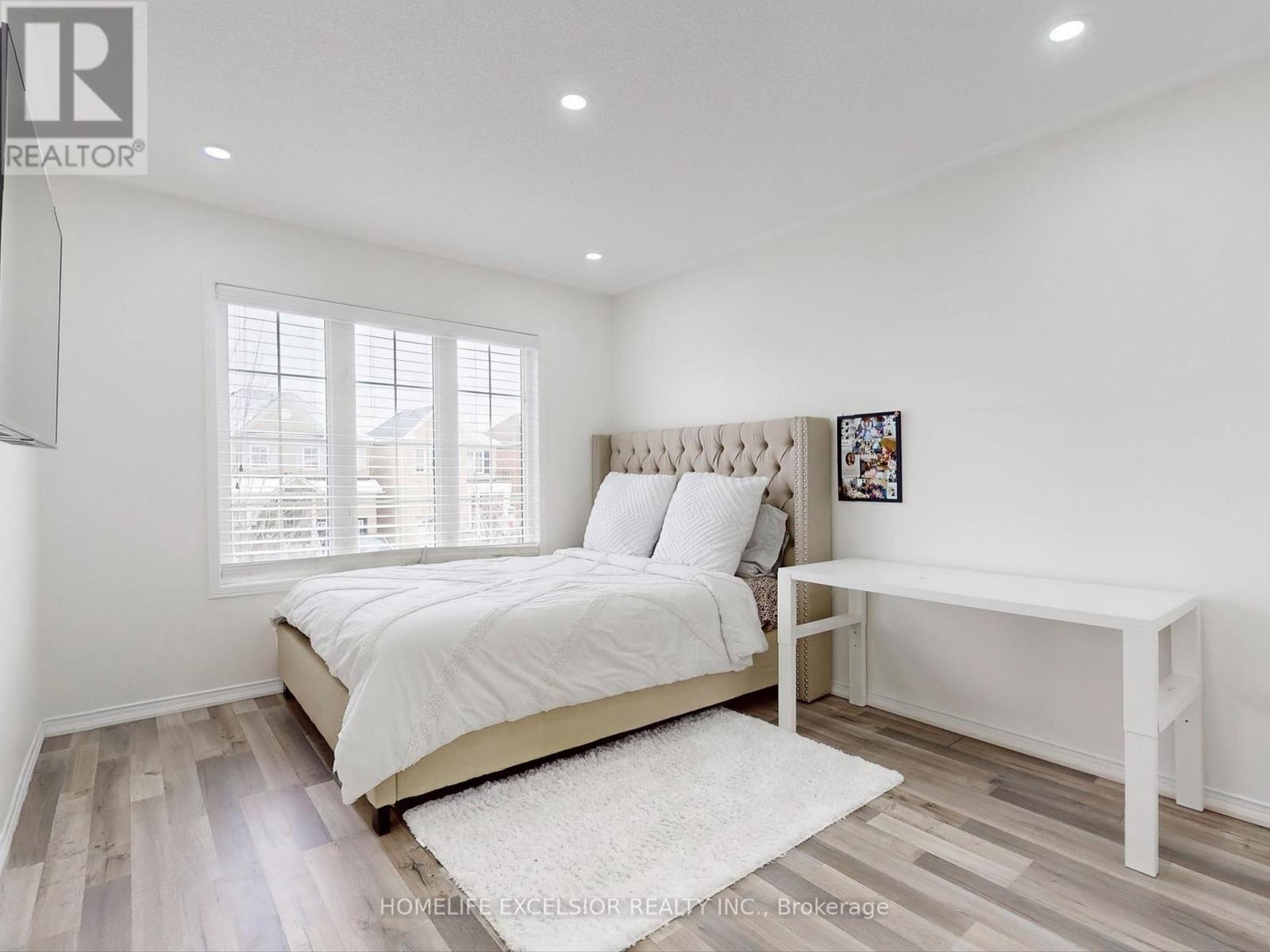 164 Webb Street, Bradford West Gwillimbury, Ontario  L3Z 0P8 - Photo 32 - N12675034