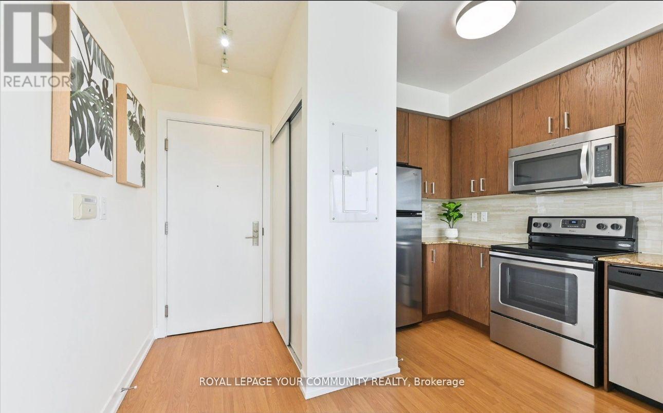 710 - 5101 Dundas Street W, Toronto, Ontario  M9A 5G8 - Photo 7 - W12674984