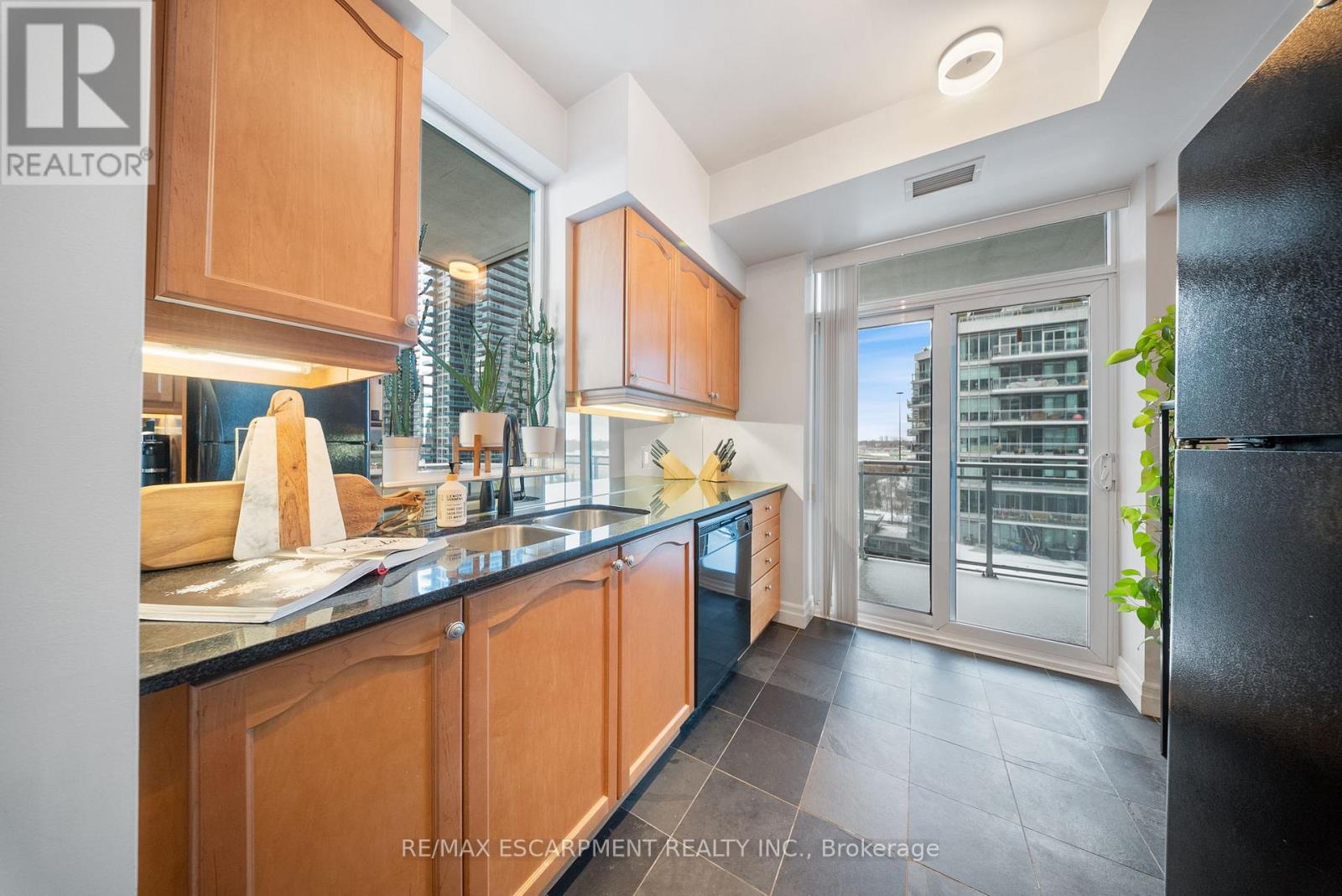 707 - 58 Marine Parade Drive, Toronto, Ontario  M8V 4G1 - Photo 12 - W12675066