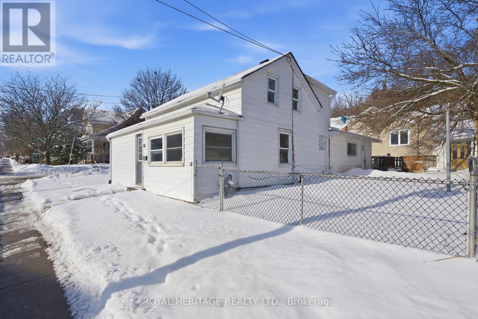 18 Spring Street, Quinte West, Ontario  K8V 3Y5 - Photo 2 - X12675052