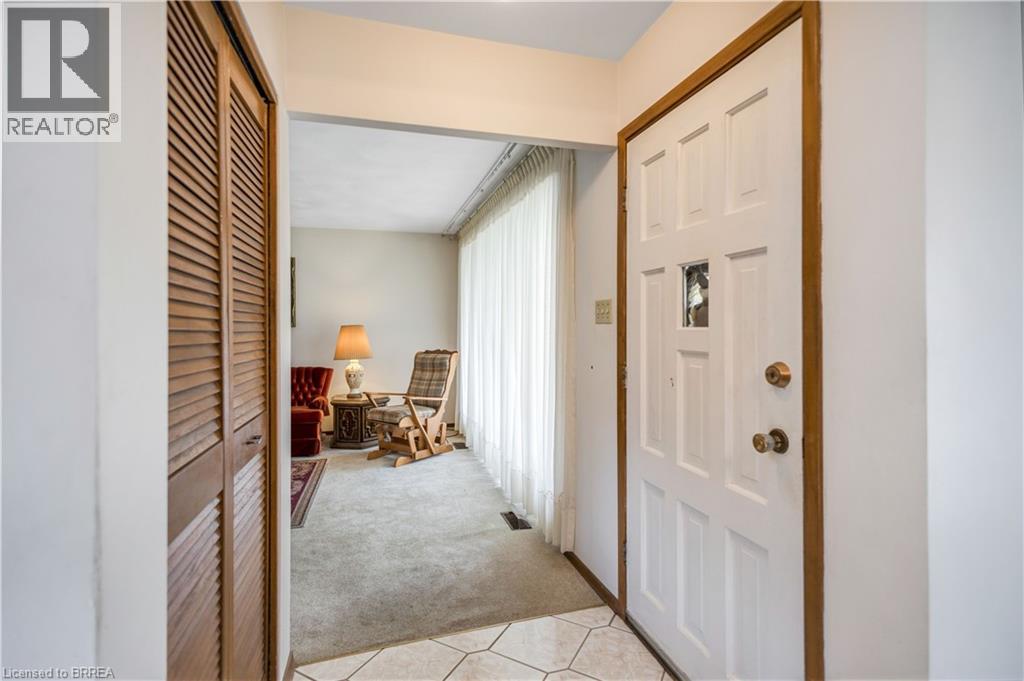 14 Burdock Boulevard, Brantford, Ontario  N3R 6B6 - Photo 5 - 40796744