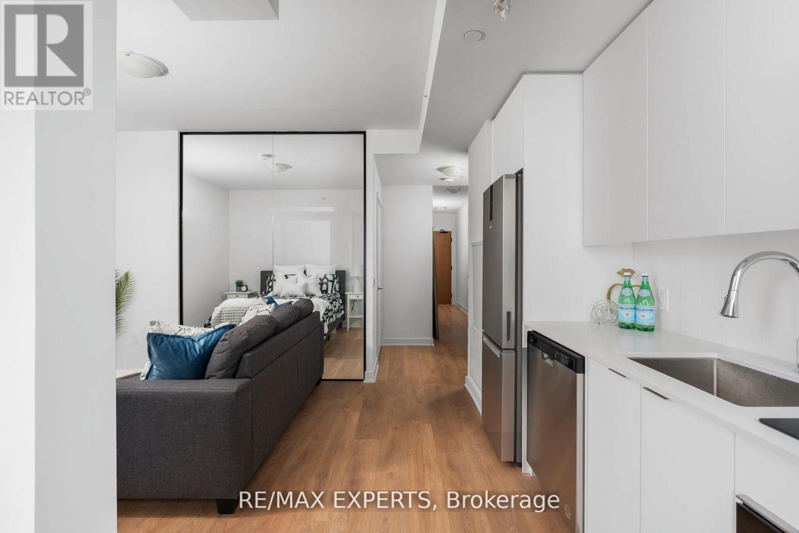 1010 - 2920 HIGHWAY 7 ROAD W, Vaughan, Ontario