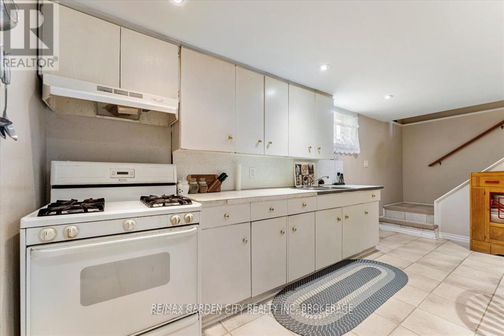 160 Elgin Street, Thorold, Ontario  L2V 3C2 - Photo 23 - X12675138