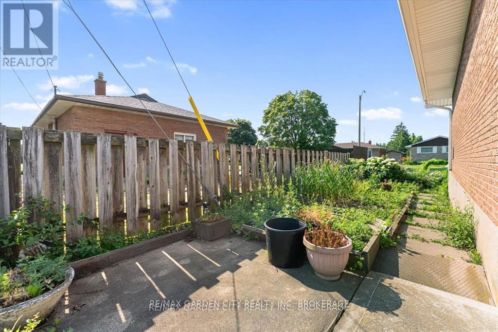 160 Elgin Street, Thorold, Ontario  L2V 3C2 - Photo 33 - X12675138