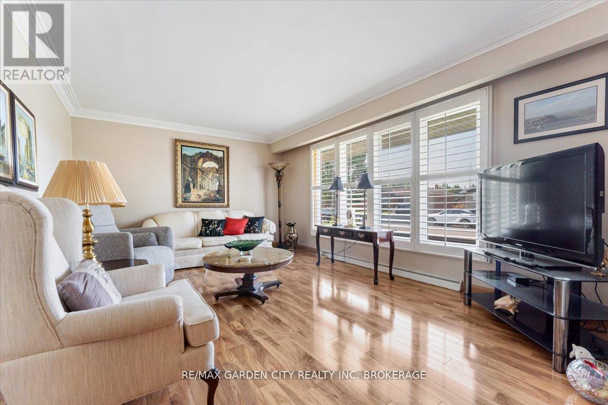 160 Elgin Street, Thorold, Ontario  L2V 3C2 - Photo 6 - X12675138