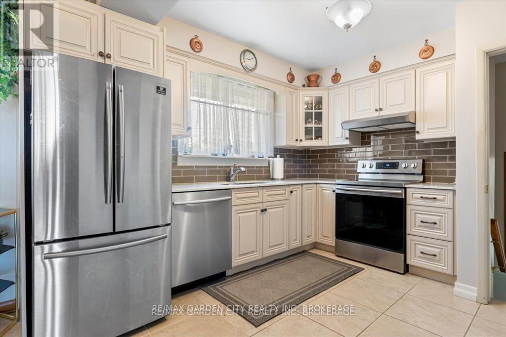 160 Elgin Street, Thorold, Ontario  L2V 3C2 - Photo 9 - X12675138