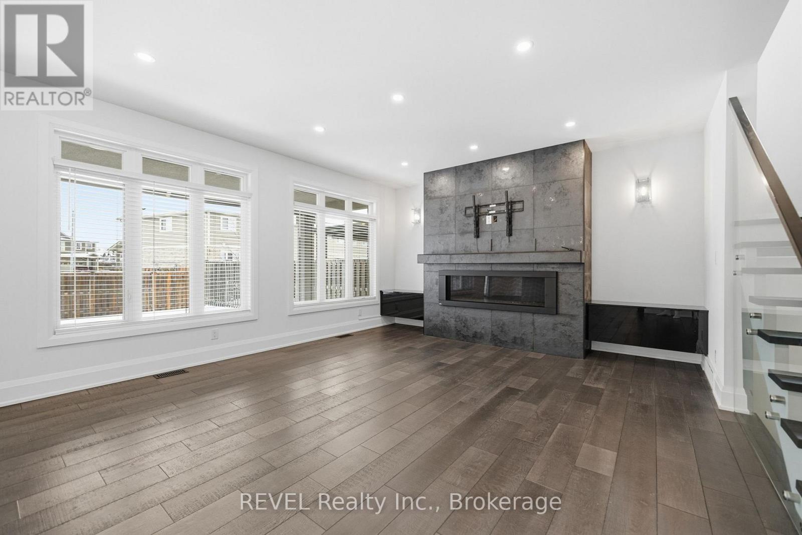 7641 Drummond Road, Niagara Falls, Ontario  L2G 0G9 - Photo 8 - X12675142