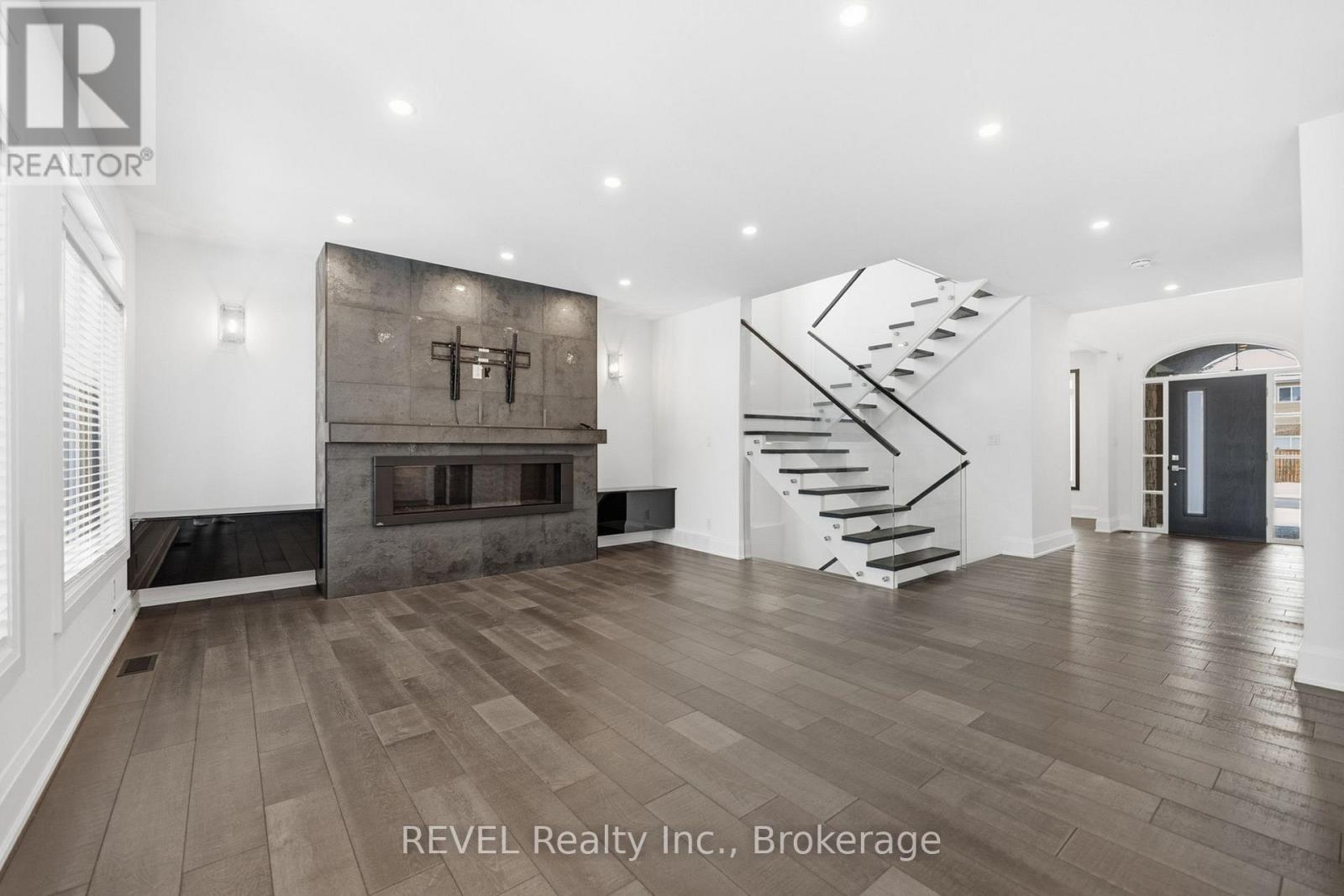 7641 Drummond Road, Niagara Falls, Ontario  L2G 0G9 - Photo 9 - X12675142